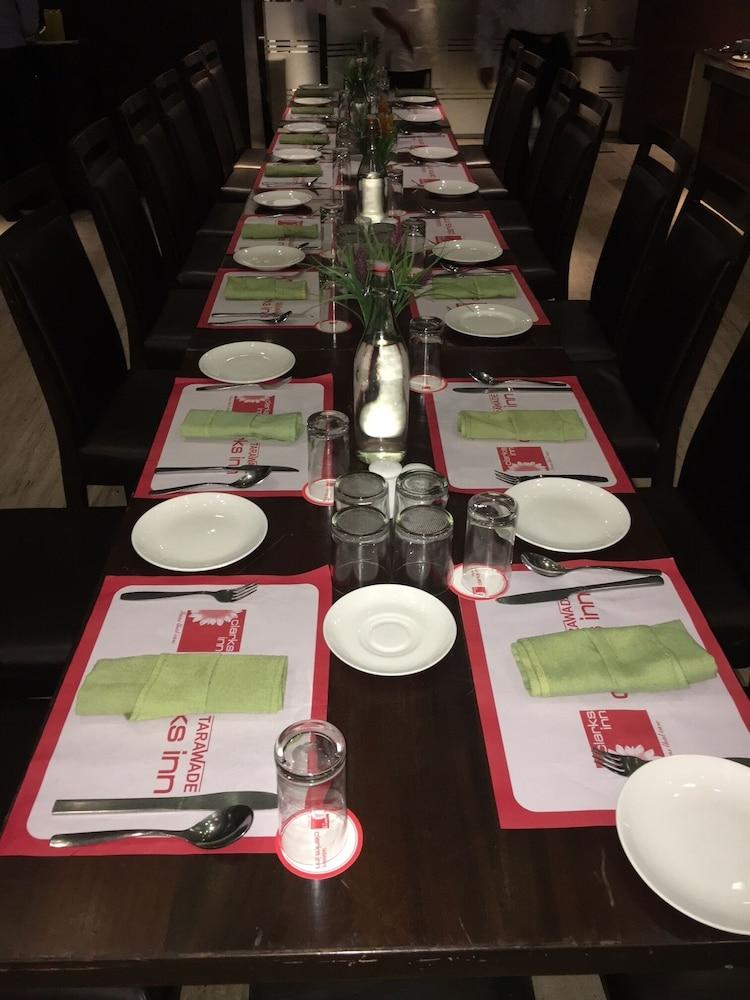 Tarawade Clarks Inn פונה מראה חיצוני תמונה