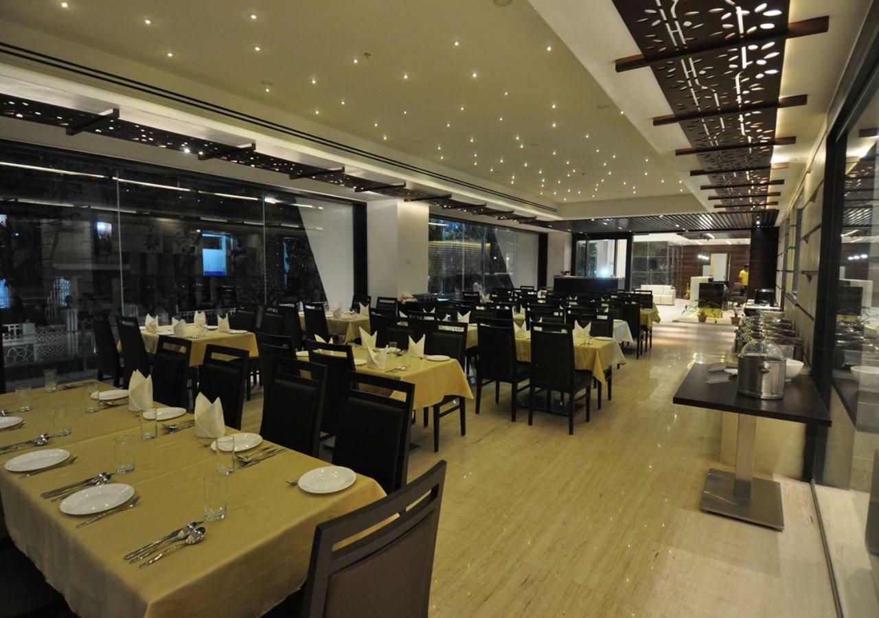 Tarawade Clarks Inn פונה מראה חיצוני תמונה