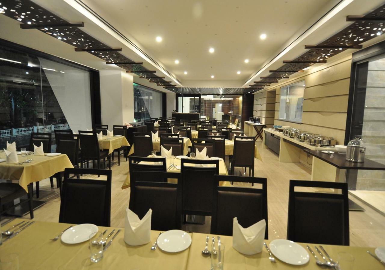 Tarawade Clarks Inn פונה מראה חיצוני תמונה